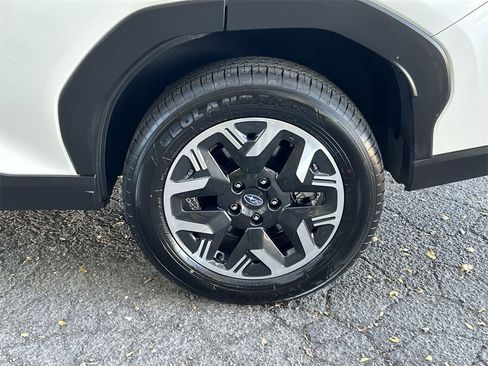 Certified 2025 Subaru Forester image 11