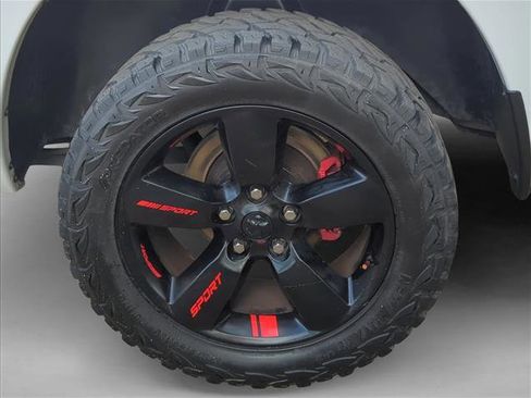 Used 2020 RAM 1500 Express w/ Express Value Package RWD image 6