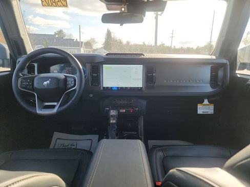 New 2025 Ford Bronco Badlands AWD/4WD image 12