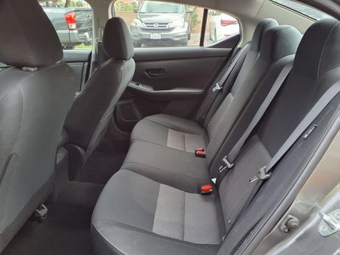 Used 2024 Nissan Sentra SV FWD image 18