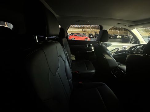 Used 2024 Kia Sorento SX image 10