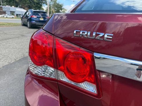Used 2015 Chevrolet Cruze LT FWD image 26