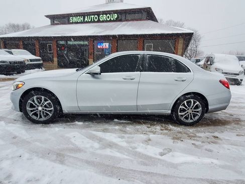 Used 2015 Mercedes-Benz C 300 4MATIC Sedan image 5