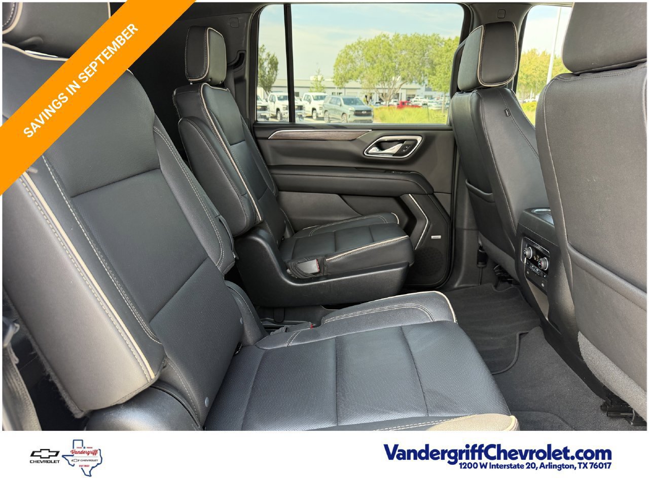 Used 2023 Chevrolet Suburban Premier AWD/4WD image 28