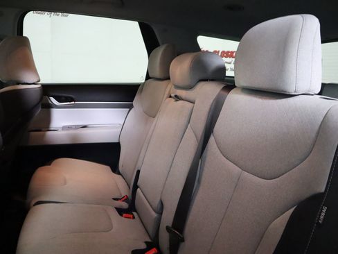 Used 2024 Hyundai Palisade SE image 54