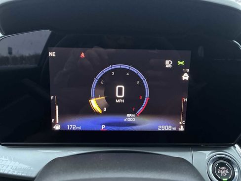 Used 2025 Chevrolet Trax LT w/ Driver Confidence Package image 11