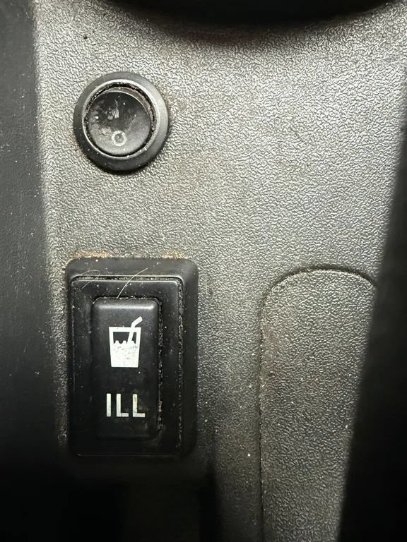 Used 2004 Scion xB FWD image 14