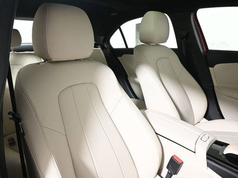 Certified 2022 Mercedes-Benz A 220 image 32