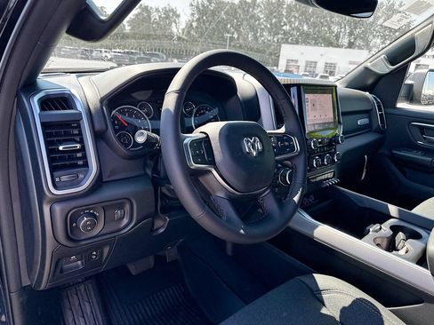 New 2026 RAM 1500 Big Horn AWD/4WD image 13