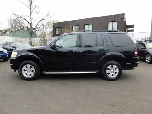 Used 2010 Ford Explorer XLT AWD/4WD image 22