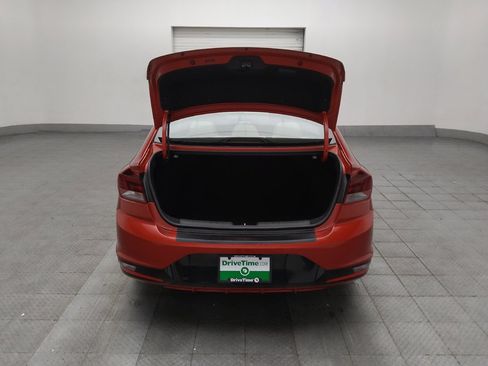 Used 2020 Hyundai Elantra SEL FWD image 29