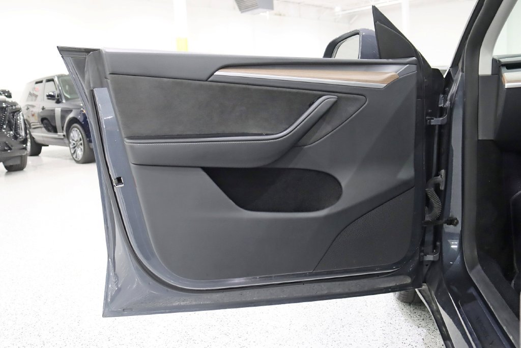 Used 2023 Tesla Model Y Long Range AWD/4WD image 34