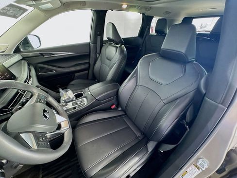 Certified 2026 INFINITI QX60 Luxe w/ Cargo Package FWD image 22