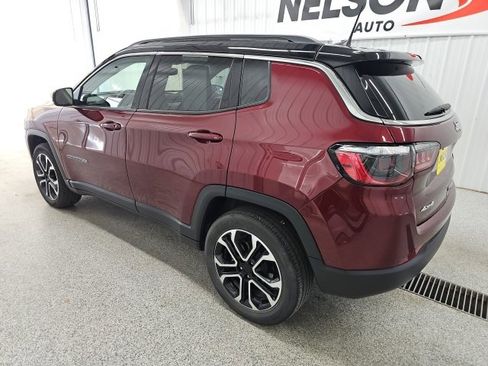 Used 2022 Jeep Compass Limited image 8