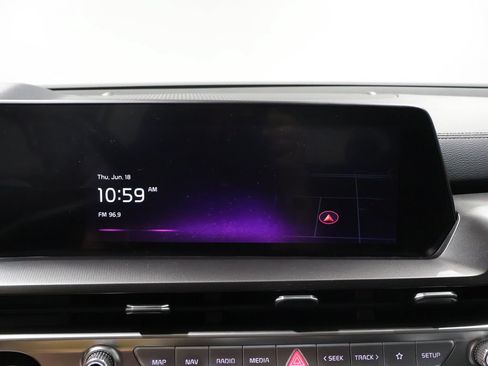 Used 2025 Kia Telluride S AWD/4WD image 25