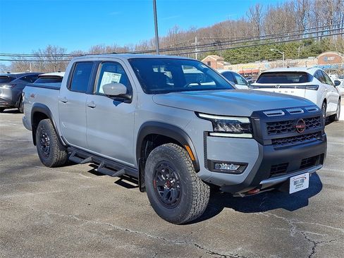 New 2026 Nissan Frontier PRO-4X w/ Pro-4x Convenience Package image 1