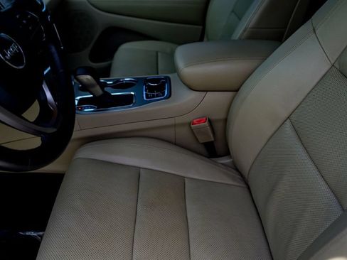 Used 2020 Jeep Grand Cherokee Limited w/ Luxury Group II AWD/4WD image 11
