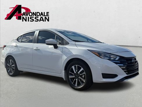 New 2025 Nissan Versa SV image 9