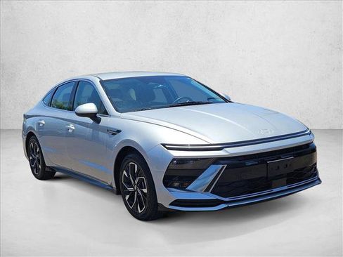 Certified 2024 Hyundai Sonata SEL FWD image 7