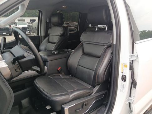 Used 2024 Ford F250 Lariat w/ Lariat Ultimate Package AWD/4WD image 44
