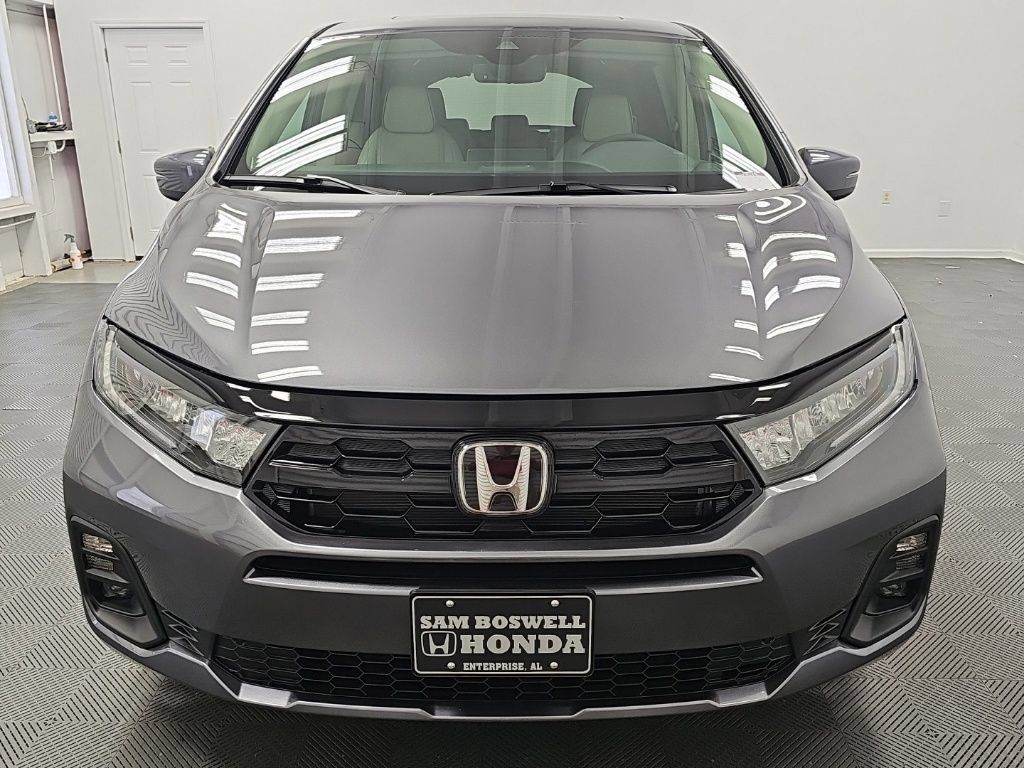 New 2026 Honda Odyssey Touring image 3