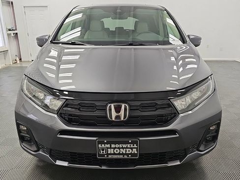 New 2026 Honda Odyssey Touring image 3