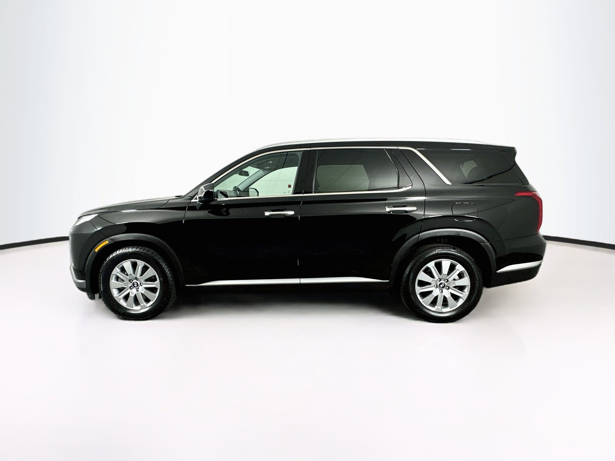 Used 2025 Hyundai Palisade SEL FWD image 4