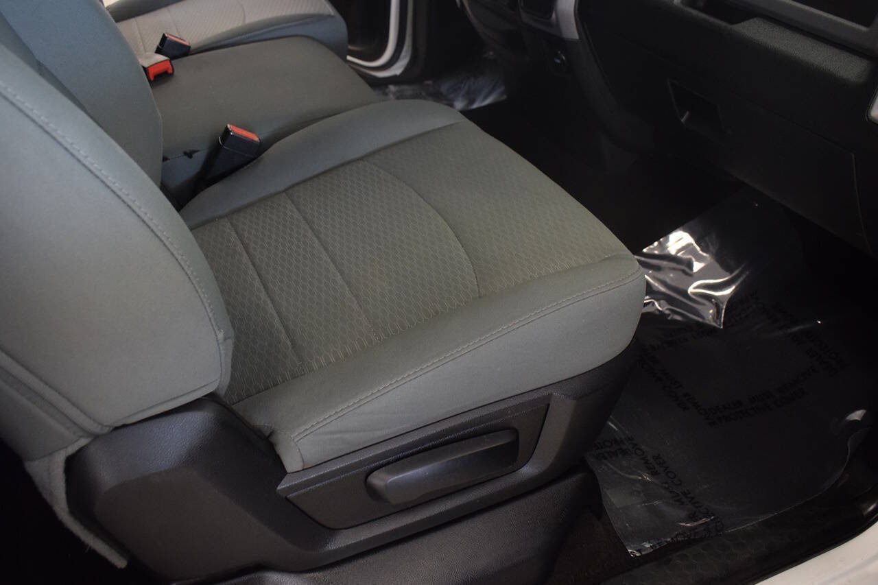 Used 2015 RAM 1500 Tradesman w/ Power & Remote Entry Group AWD/4WD image 23