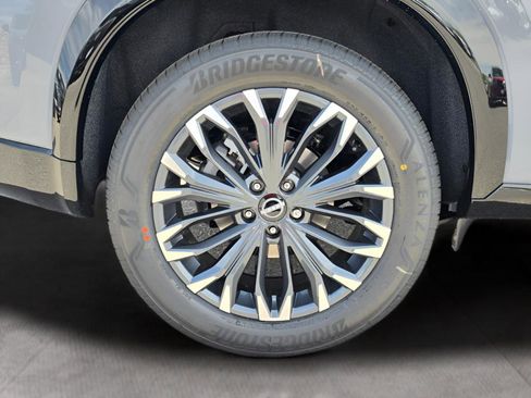 New 2026 Nissan Rogue Platinum AWD/4WD image 33