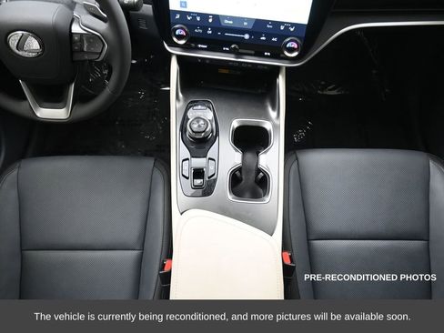 Used 2023 Lexus RZ 450e Premium image 29