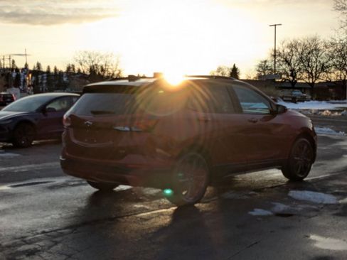 Used 2024 Chevrolet Equinox RS w/ RS Leather Package image 5