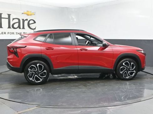 New 2026 Chevrolet Trax RS w/ Sunroof Package FWD image 15