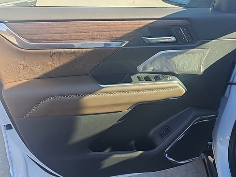 New 2026 GMC Acadia Denali Ultimate image 12