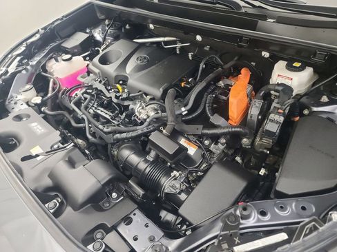 Used 2024 Toyota RAV4 XLE Premium image 40
