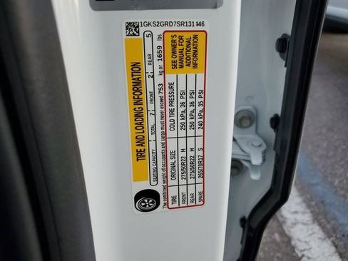 Used 2025 GMC Yukon XL Elevation image 30