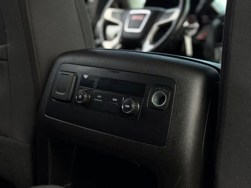 Used 2016 GMC Yukon SLE w/ HD Trailering Package AWD/4WD image 17