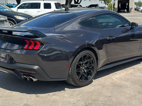Used 2024 Ford Mustang GT Premium w/ GT Performance Package image 7