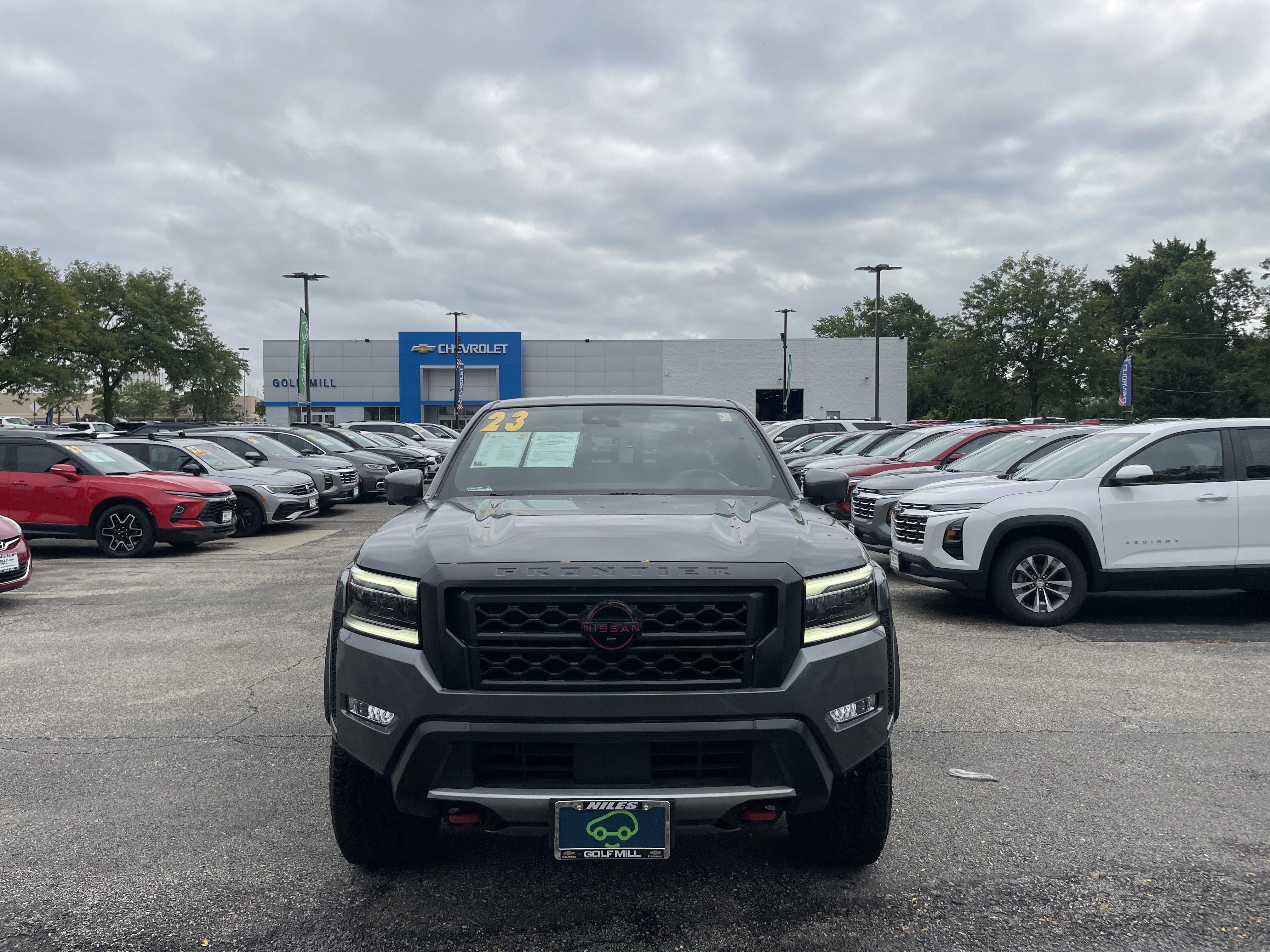 Used 2023 Nissan Frontier PRO-4X w/ Pro Convenience Package AWD/4WD image 3