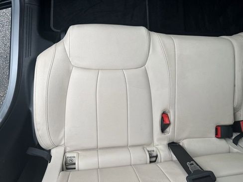 Certified 2021 Mercedes-Benz GLB 250 w/ Premium Package image 23