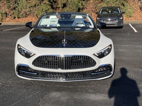 New 2026 Mercedes-Benz Maybach SL 680 image 5