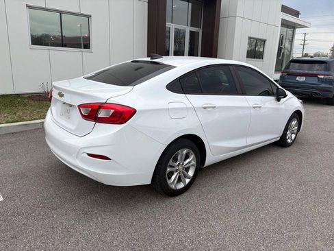 Used 2019 Chevrolet Cruze LS w/ LS Convenience Package image 3