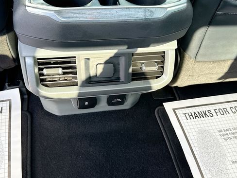 Used 2023 Ford F150 Lariat AWD/4WD image 18