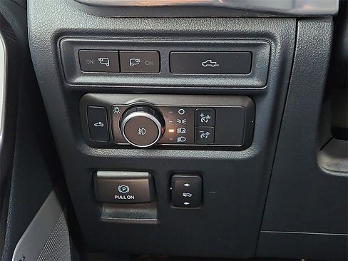 Used 2021 Ford F150 Lariat image 23