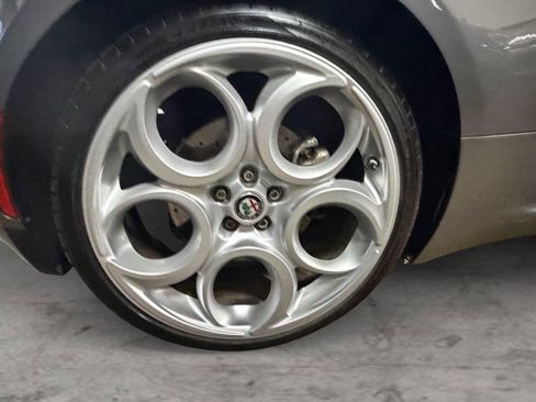 Used 2018 Alfa Romeo 4C Spider w/ Convenience Group - Spider image 4