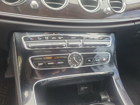 Used 2017 Mercedes-Benz E 300 image 24