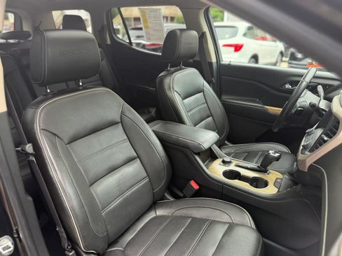 Used 2017 GMC Acadia Denali w/ Technology Package AWD/4WD image 11