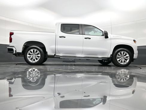 Used 2024 Chevrolet Silverado 1500 Custom RWD image 22