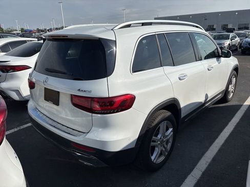 Used 2021 Mercedes-Benz GLB 250 4MATIC image 6