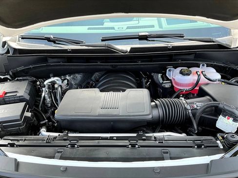 New 2026 GMC Yukon XL AT4 w/ AT4 Premium Package AWD/4WD image 12