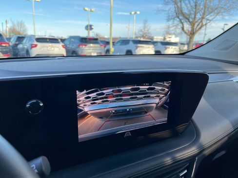 Used 2025 Buick Encore GX Preferred image 23